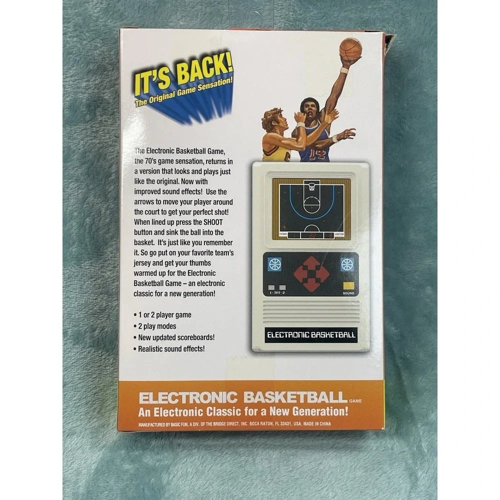 Mattel / Basic Fun Electronic Basketball Game 2016 Retro Handheld New Sealed Toy